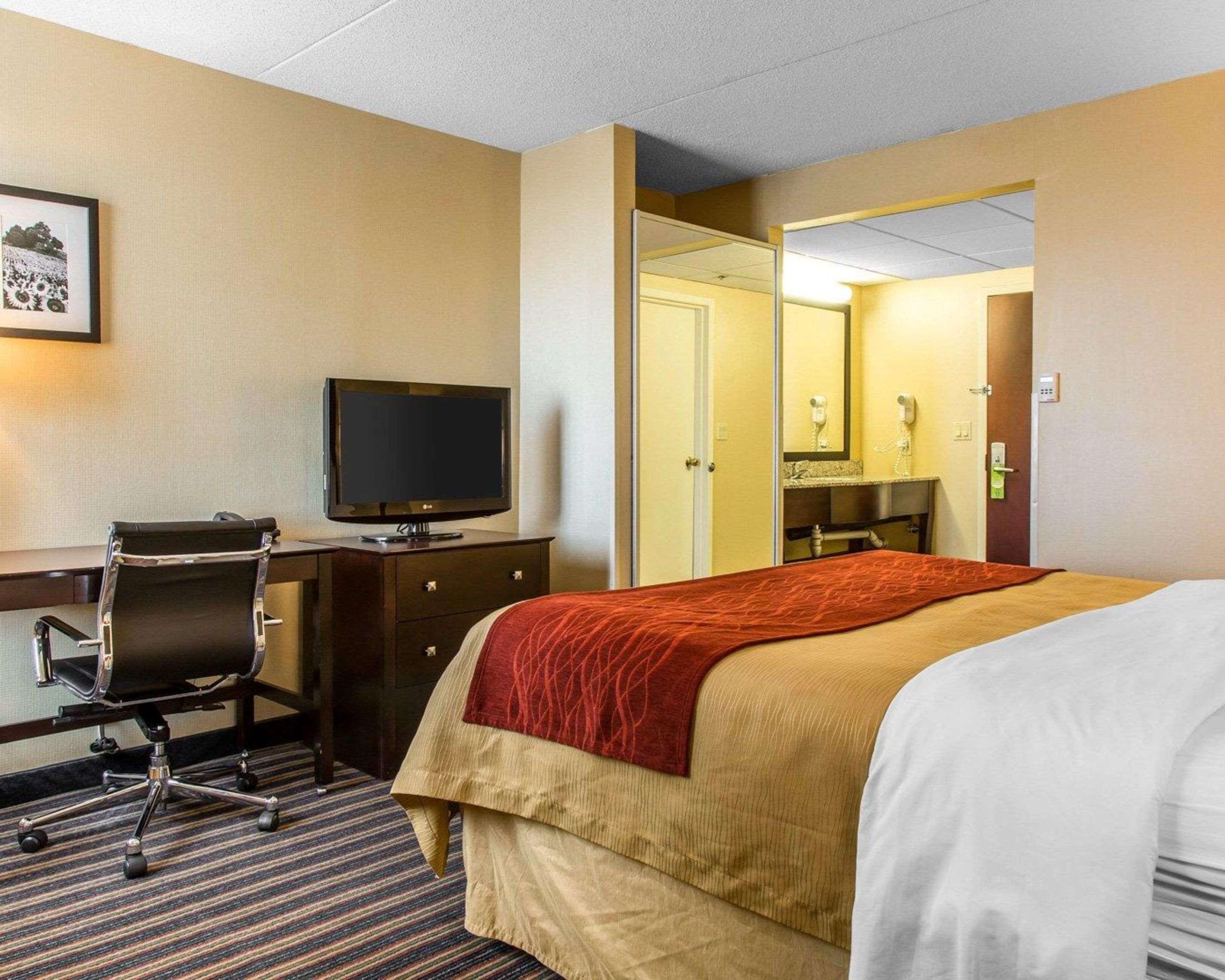 Comfort Inn & Suites East Hartford - Hartford Exteriör bild
