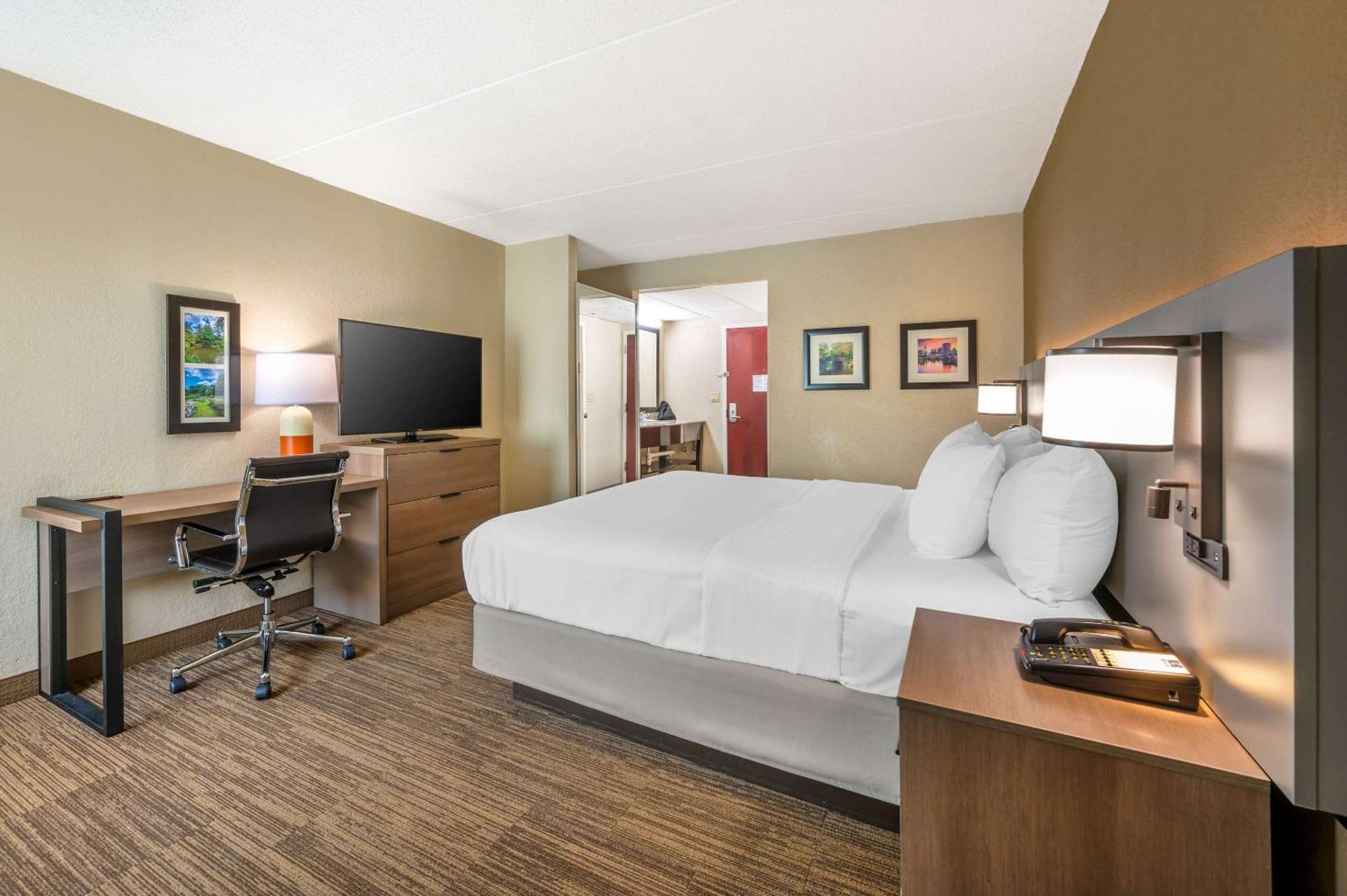 Comfort Inn & Suites East Hartford - Hartford Exteriör bild