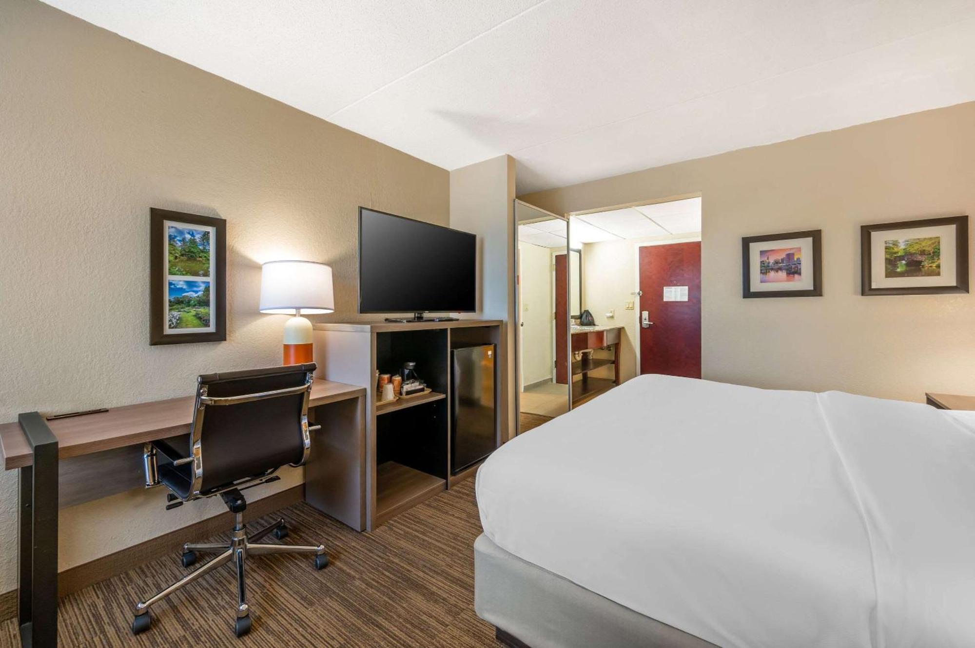 Comfort Inn & Suites East Hartford - Hartford Exteriör bild