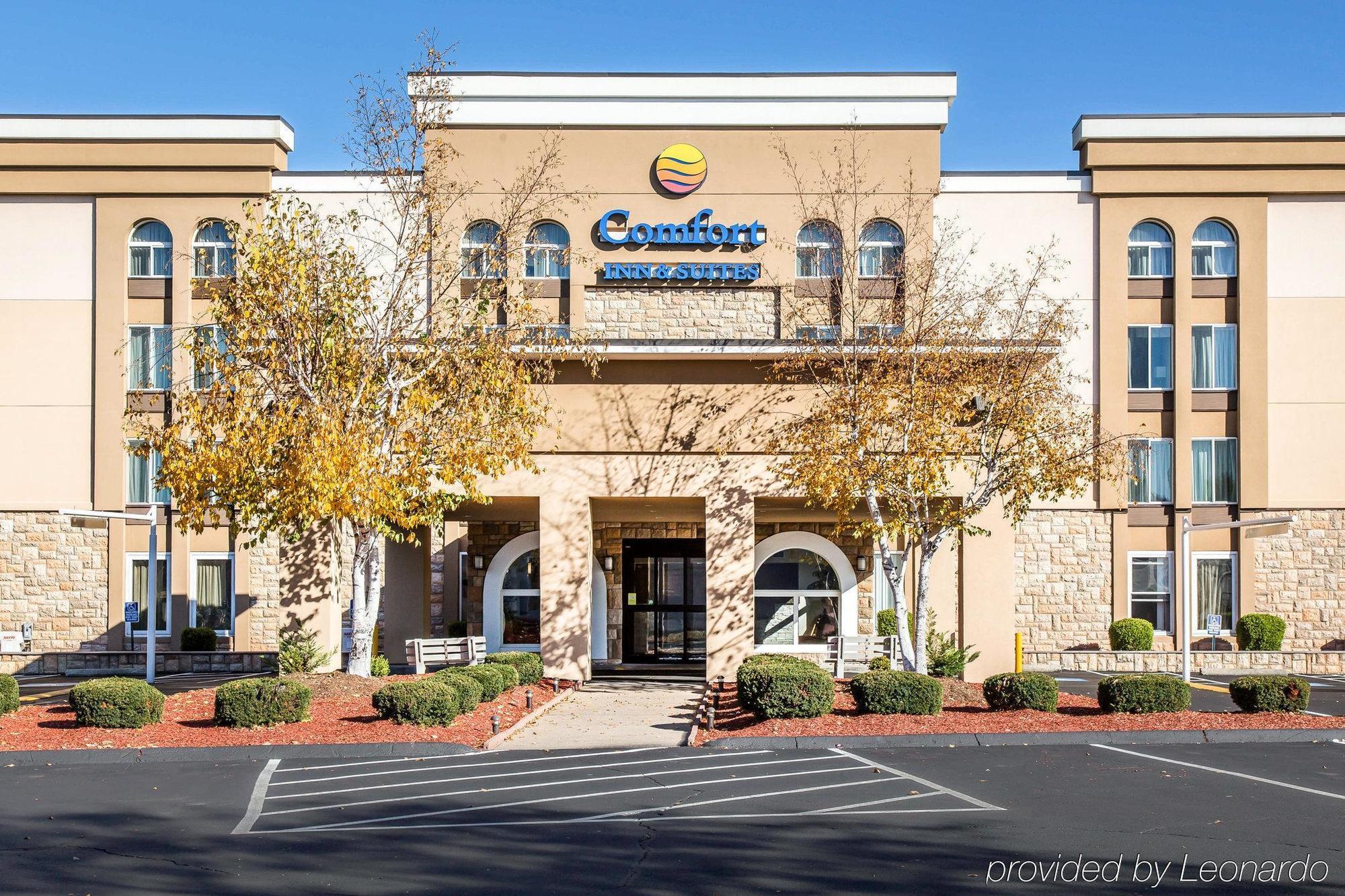 Comfort Inn & Suites East Hartford - Hartford Exteriör bild